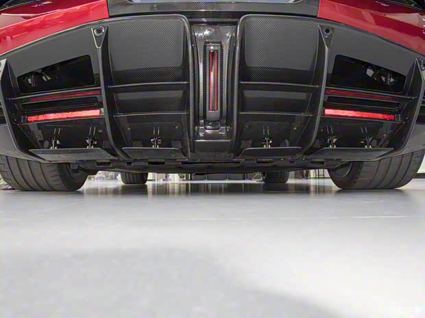 仰望 仰望U9 2023款 四電機(jī)