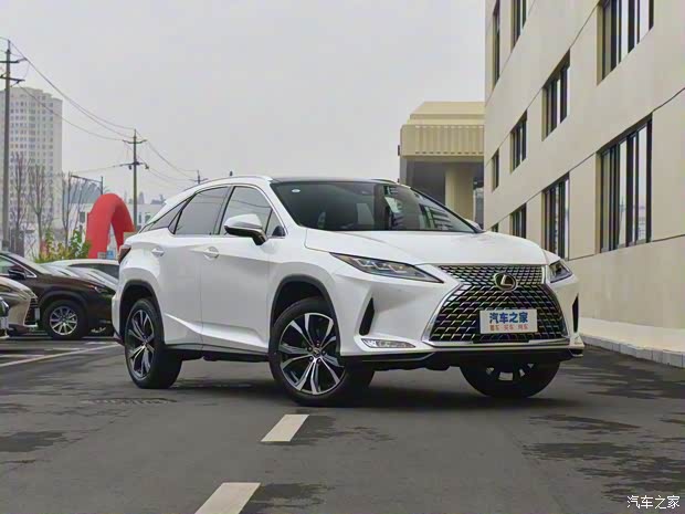 雷克萨斯 雷克萨斯RX 2021款 300 四驱特别版