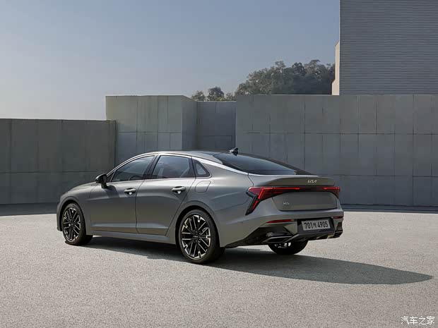 起亞(進口) 起亞K5(進口) 2024款 基本型