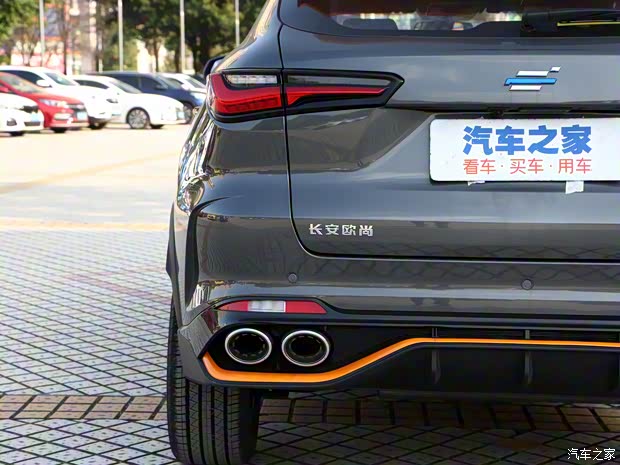 长安汽车 长安欧尚X5 2022款 1.5T DCT旋风冲锋版