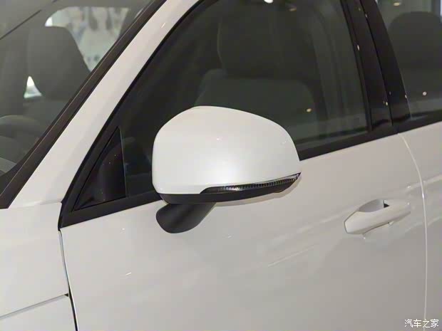 沃爾沃亞太 沃爾沃XC40 2023款 B3 智行時尚版