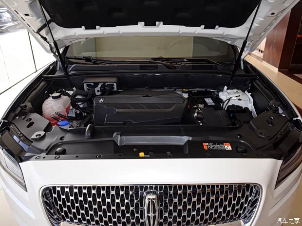 长安林肯 航海家 2021款 2.7T 四驱尊耀版