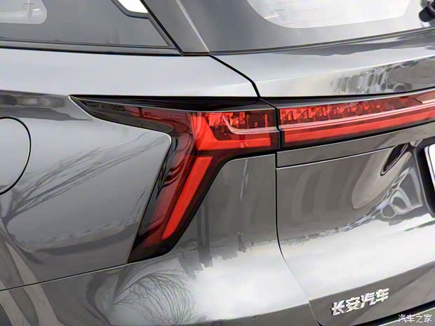 长安汽车 长安CS75 PLUS 2022款 第二代 1.5T 自动领航型