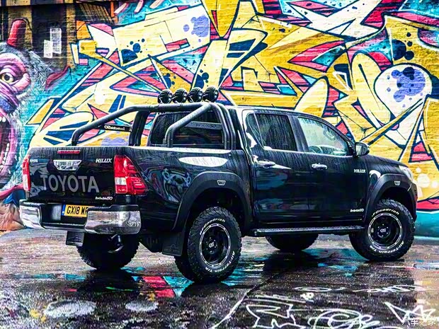 丰田(进口) Hilux 2019款 Invincible 50 丰田(进口) Hilux 2019款 Invincible 50