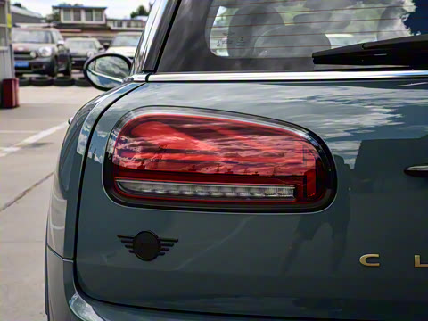 2022款 2.0T COOPER S 自在特别版 2022款 2.0T COOPER S 自在特别版