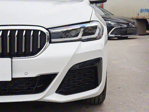 2022款 改款 525Li M运动套装 2022款 改款 525Li M运动套装