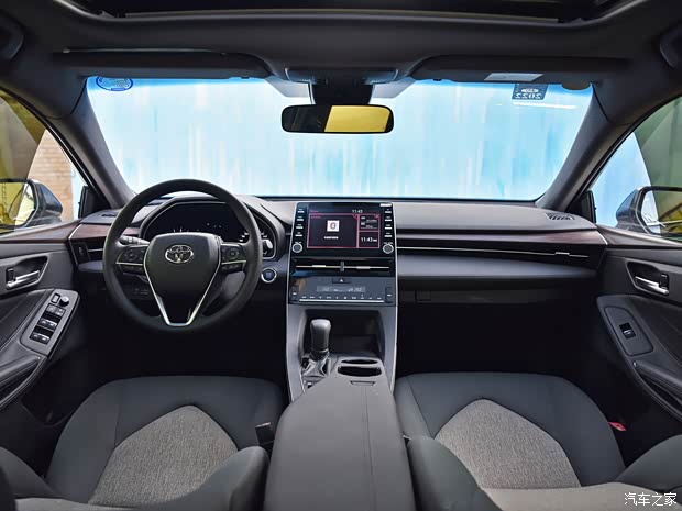 一汽丰田 亚洲龙 2019款 2.0L 进取版 国VI 一汽丰田 亚洲龙 2019款 2.0L 进取版 国VI