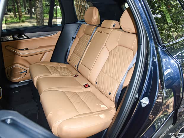 领克 领克09新能源 2023款 2.0TD EM-P 亚运行政版 五座