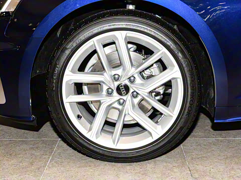 2022款 Coupe 40 TFSI 时尚动感型 2022款 Coupe 40 TFSI 时尚动感型