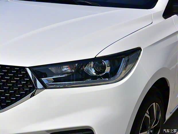 上汽通用五菱 宝骏360 2019款 1.5L CVT基本型