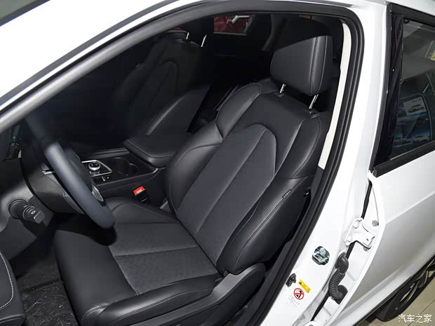 長安汽車 E-Rock 2020款 基本型