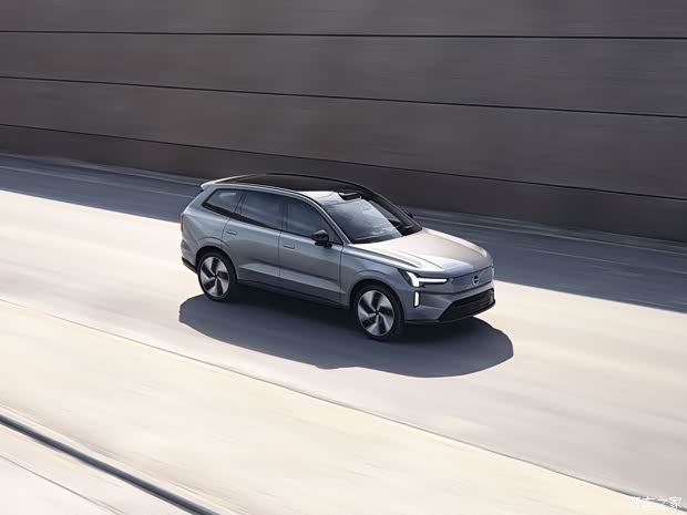 沃爾沃(進(jìn)口) 沃爾沃EX90 2023款 基本型