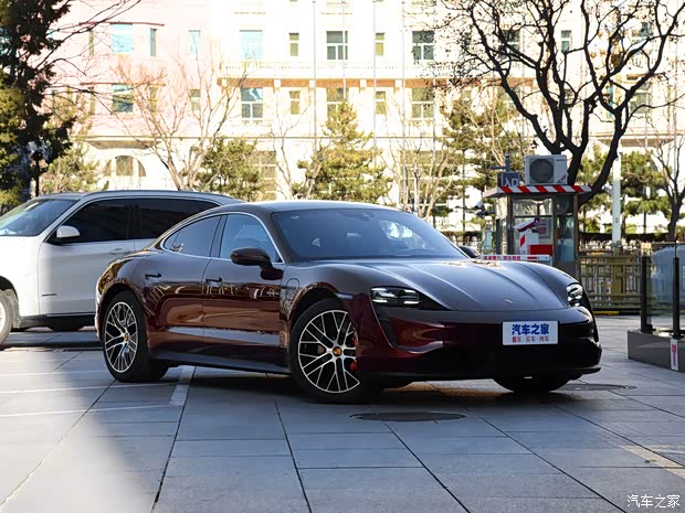 保时捷 Taycan 2022款 Taycan 4S 保时捷 Taycan 2022款 Taycan 4S