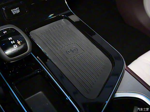 一汽奔腾 奔腾T90 2023款 2.0T 高配版