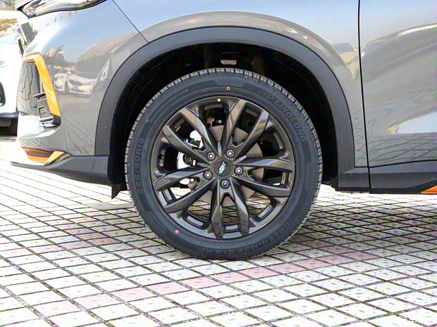 长安汽车 长安欧尚X5 2022款 1.5T DCT旋风冲锋版