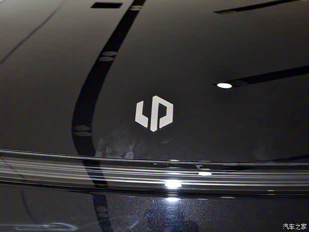 零跑汽车 零跑C11 2021款 尊享版 零跑汽车 零跑C11 2021款 尊享版