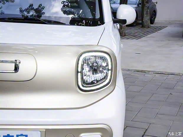 一汽奔腾 奔腾小马 2024款 170km 活力马 一汽奔腾 奔腾小马 2024款 170km 活力马