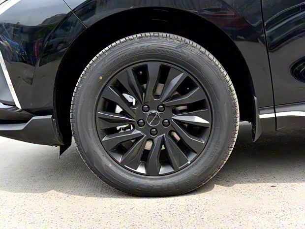 東風(fēng)風(fēng)行 風(fēng)行T5 EVO 2023款 狂飚版 1.5TD DCT鉑金款