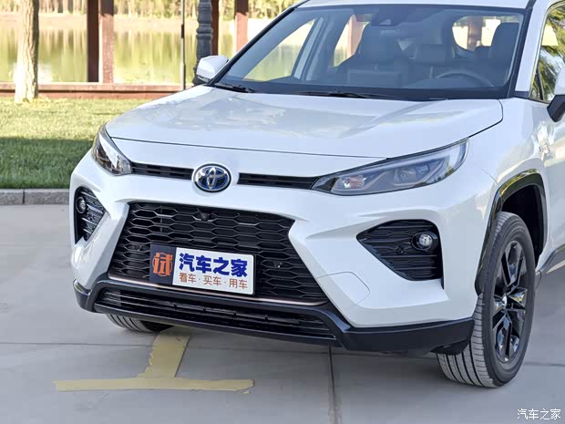 廣汽豐田 威蘭達 2022款 雙擎 2.5L E-CVT兩驅騎士版