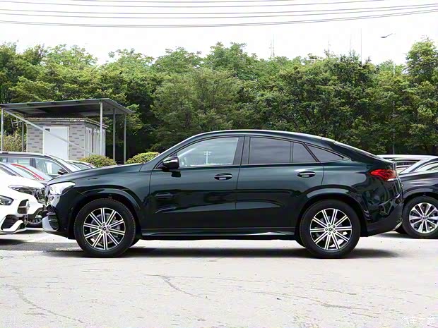 奔馳(進(jìn)口) 奔馳GLE轎跑 2023款 GLE 350 4MATIC 轎跑SUV 豪華型
