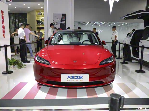 特斯拉中国 Model 3 2023款 长续航焕新版 双电机全轮驱动 特斯拉中国 Model 3 2023款 长续航焕新版 双电机全轮驱动