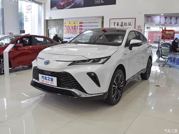 广汽丰田 威飒 2022款 双擎 2.5L CVT两驱尊贵版