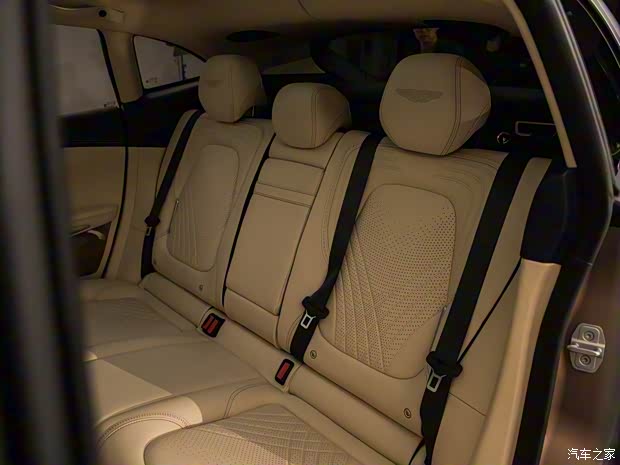 阿斯顿·马丁 阿斯顿·马丁DBX 2020款 4.0T V8 阿斯顿·马丁 阿斯顿·马丁DBX 2020款 4.0T V8