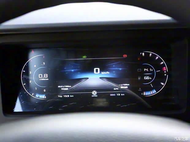 東風(fēng)汽車 御風(fēng) 2023款 V9+ 2.0T 手動前驅(qū)多功能中軸中頂7座