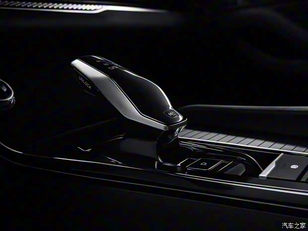 一汽奔腾 奔腾B70 2020款 基本型