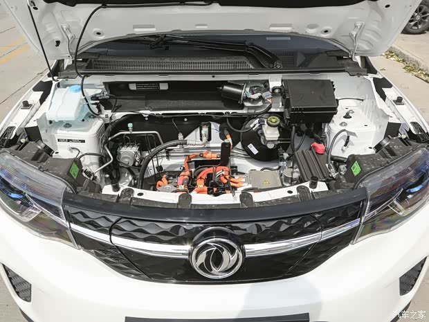 东风汽车 东风新能源EX1 2023款 PRO 轻风版闪电型 东风汽车 东风新能源EX1 2023款 PRO 轻风版闪电型