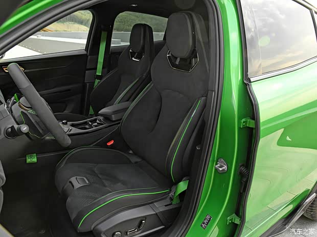 領(lǐng)克 領(lǐng)克05 2023款 05+ 2.0TD