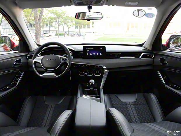 北京汽车 智达X3 2019款 1.5T 手动星耀版