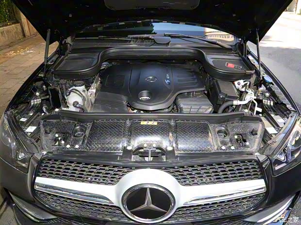 奔馳(進(jìn)口) 奔馳GLE 2022款 改款 GLE 450 4MATIC 豪華型