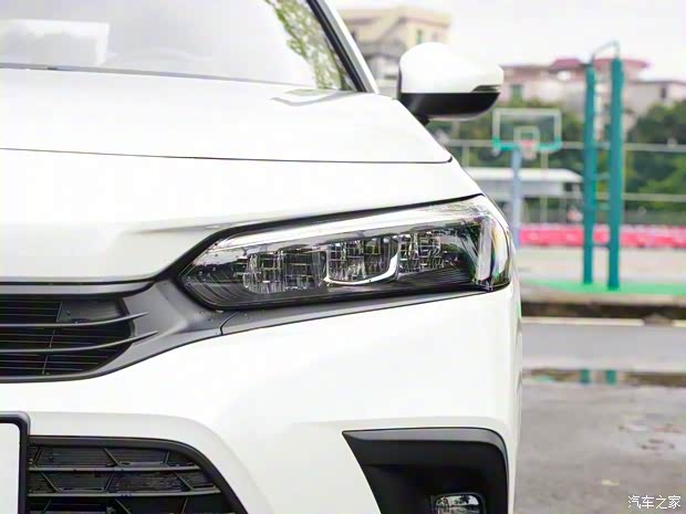 東風(fēng)本田 思域 2022款 240TURBO CVT 勁騁版