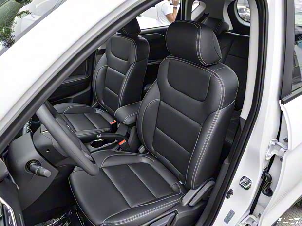 長(zhǎng)安汽車(chē) 長(zhǎng)安歐尚科賽5 2020款 基本型