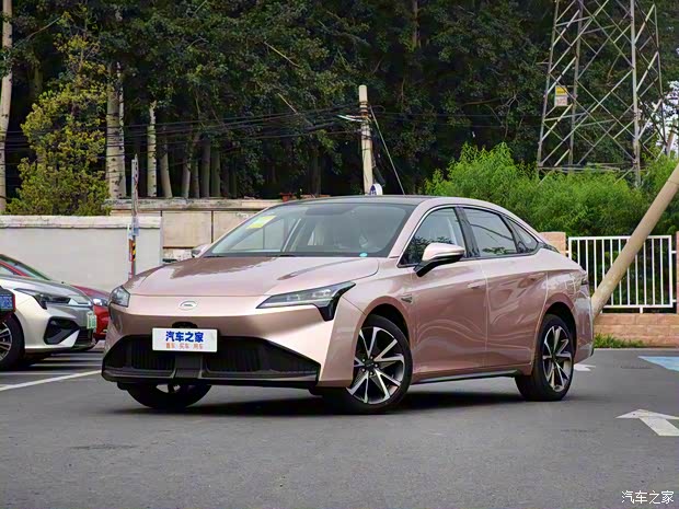 广汽埃安 AION S Plus 2021款 80 超长续航版 广汽埃安 AION S Plus 2021款 80 超长续航版