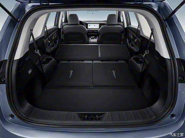 長安汽車 長安歐尚X7 PLUS 2022款 1.5T 藍(lán)鯨版自動智尊型 7座