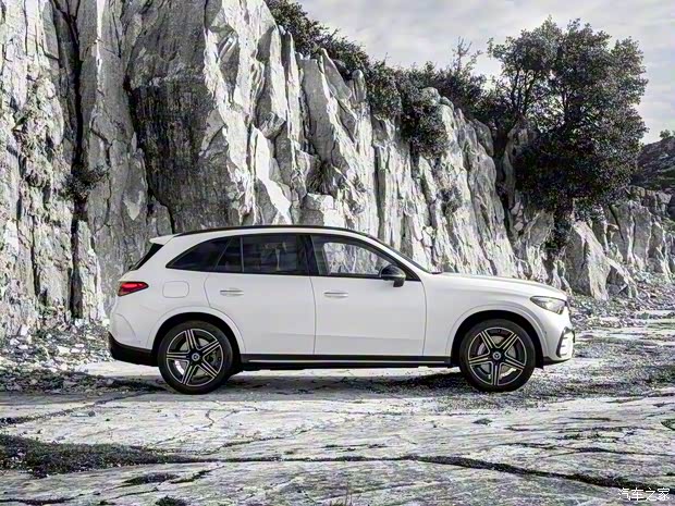 奔驰(进口) 奔驰GLC新能源(进口) 2023款 基本型