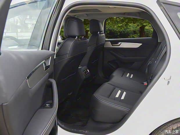 比亞迪 秦Pro 2020款 超越版 高配