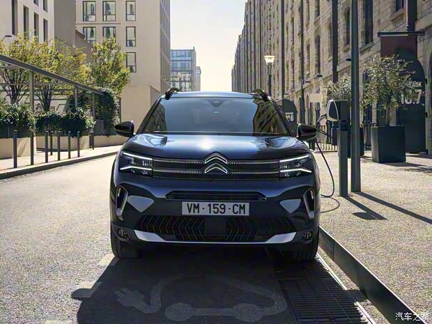 雪铁龙(进口) 雪铁龙C5 AIRCROSS新能源 2022款 hybrid 雪铁龙(进口) 雪铁龙C5 AIRCROSS新能源 2022款 hybrid
