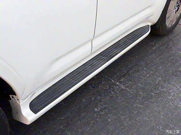 丰田(进口) 兰德酷路泽(进口) 2022款 3.5T 中东版