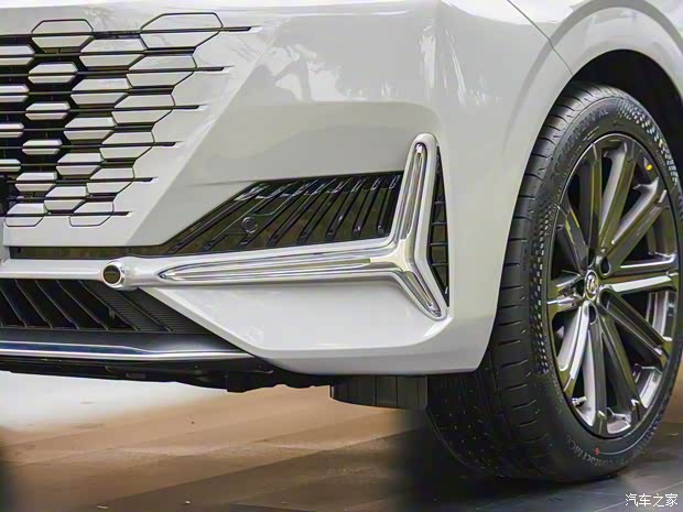 長(zhǎng)安汽車 長(zhǎng)安UNI-K 2021款 UNI量產(chǎn)版