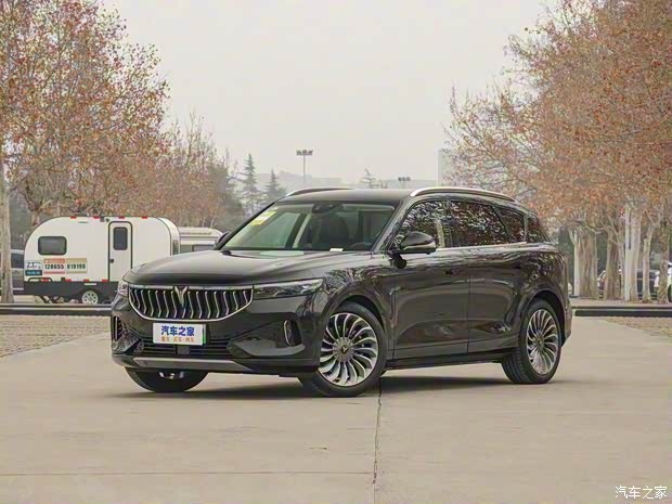 岚图汽车 岚图FREE 2021款 两驱纯电城市版 岚图汽车 岚图FREE 2021款 两驱纯电城市版