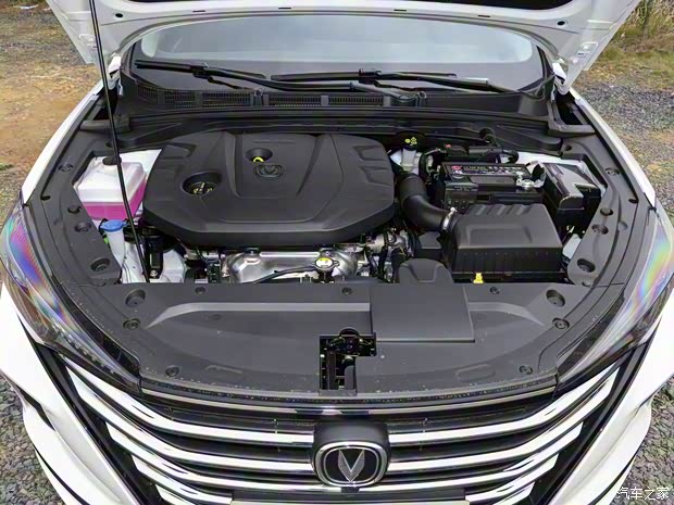 长安汽车 逸动 2020款 PLUS 百万版 1.6L GDI CVT豪华型