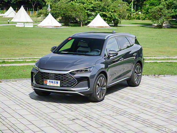 比亞迪 唐新能源 2022款 DM-p 215KM 四驅(qū)旗艦型