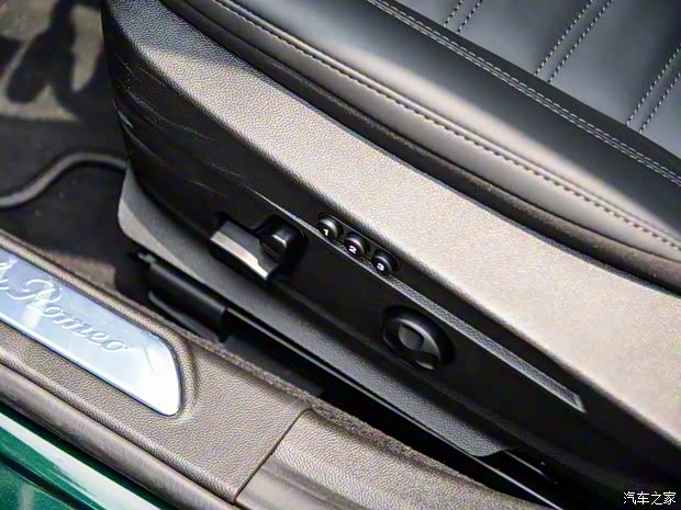 阿爾法·羅密歐 Giulia 2020款 2.0T 280HP VIRTU限量版