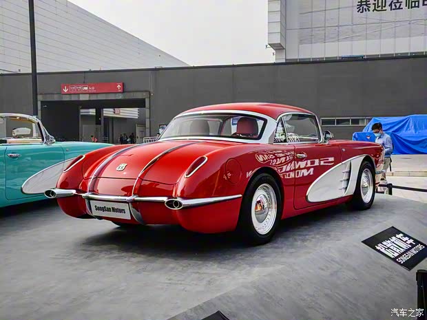 松散机车 SS DOLPHIN 2021款 1.5T 插电混动标准型 松散机车 SS DOLPHIN 2021款 1.5T 插电混动标准型