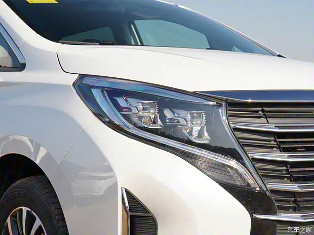 广汽乘用车 传祺M8 2022款 350T 高配版