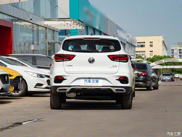 上汽集团 名爵ZS 2022款 180DVVT 自动全球百万918版 上汽集团 名爵ZS 2022款 180DVVT 自动全球百万918版