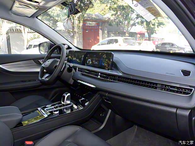 奇瑞汽车 瑞虎8 PLUS 2021款 290TGDI DCT豪情版